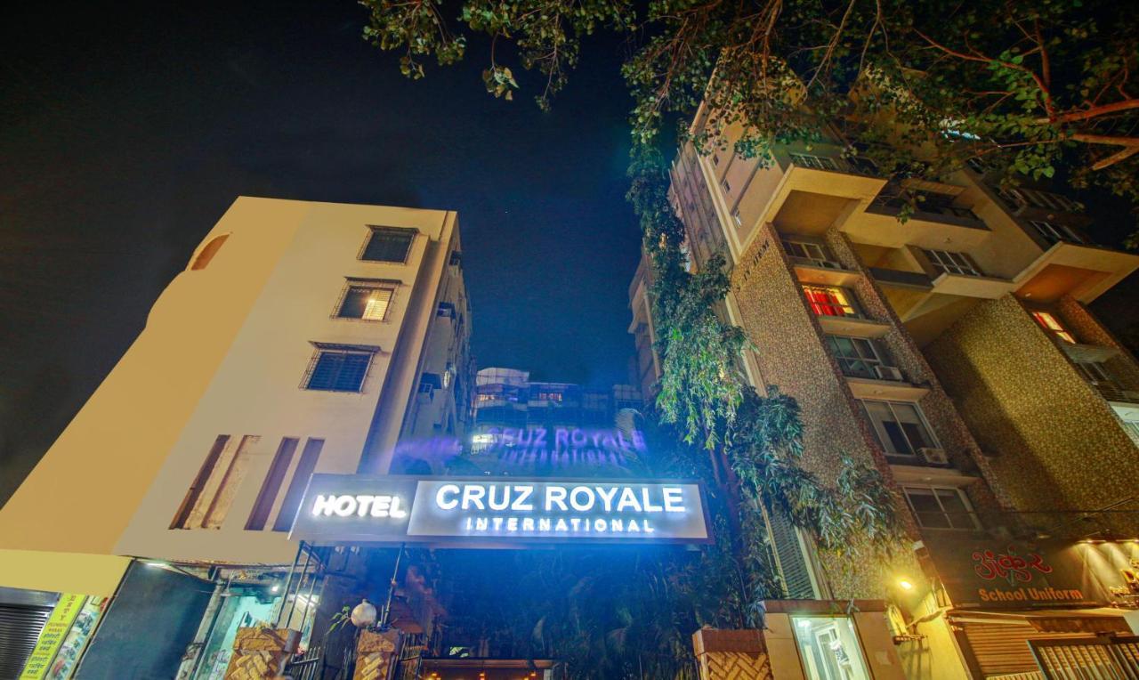Treebo Cruz Royale Santacruz West 호텔 뭄바이 외부 사진